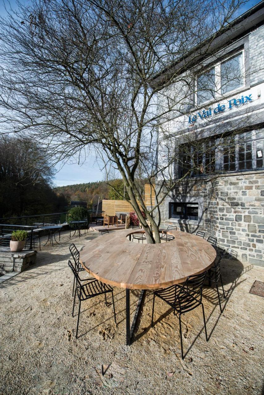 Hotel Val De Poix- Logis Hotel Restaurant Saint-Hubert Extérieur photo